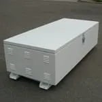 DPW Alum Chest Style Battery Box Enclosure for 12 x 4D or 8D Batteries (Insulated)
