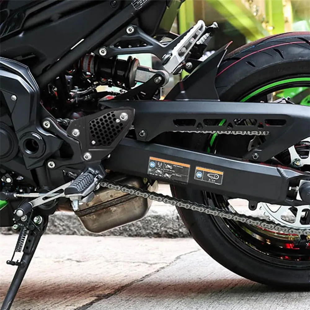 Fit For KAWASAKI Z900 Z 900 Z900SE 2017-2023 2024 CNC Aluminum Motorcycle Foot Peg Protector Heel Guard Footrest Rear Set Heel Plates Guard Protector (Black)