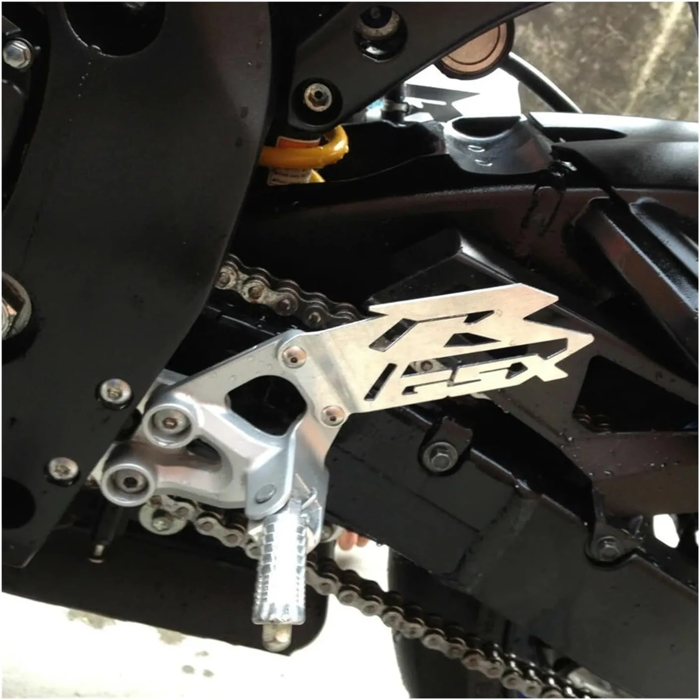 Foot Peg Heel Plates Guard Compatible With GSXR 600 750 2006-2016 GSXR 1000 2003-2016 Motorcycle Aluminum(Blue)