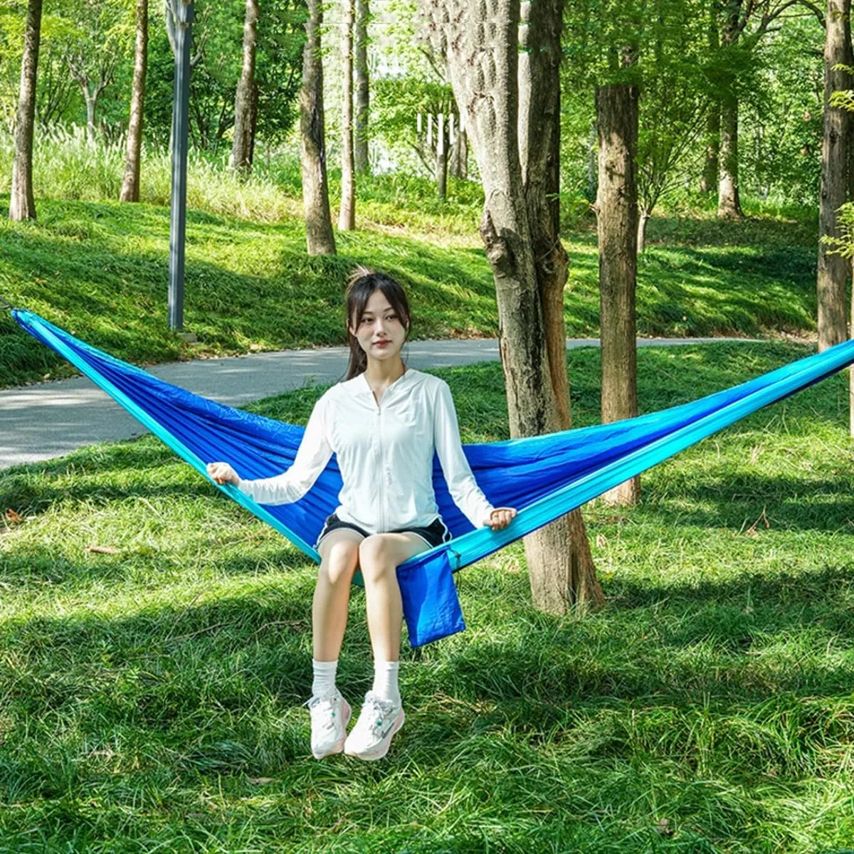 Full Coverage Zippered Portable Anti-Rollover Mosquito net Hammock with Strong Load-Bearing Capacity, Perfect for Backpacking and Hiking(red,260 * 140cm)