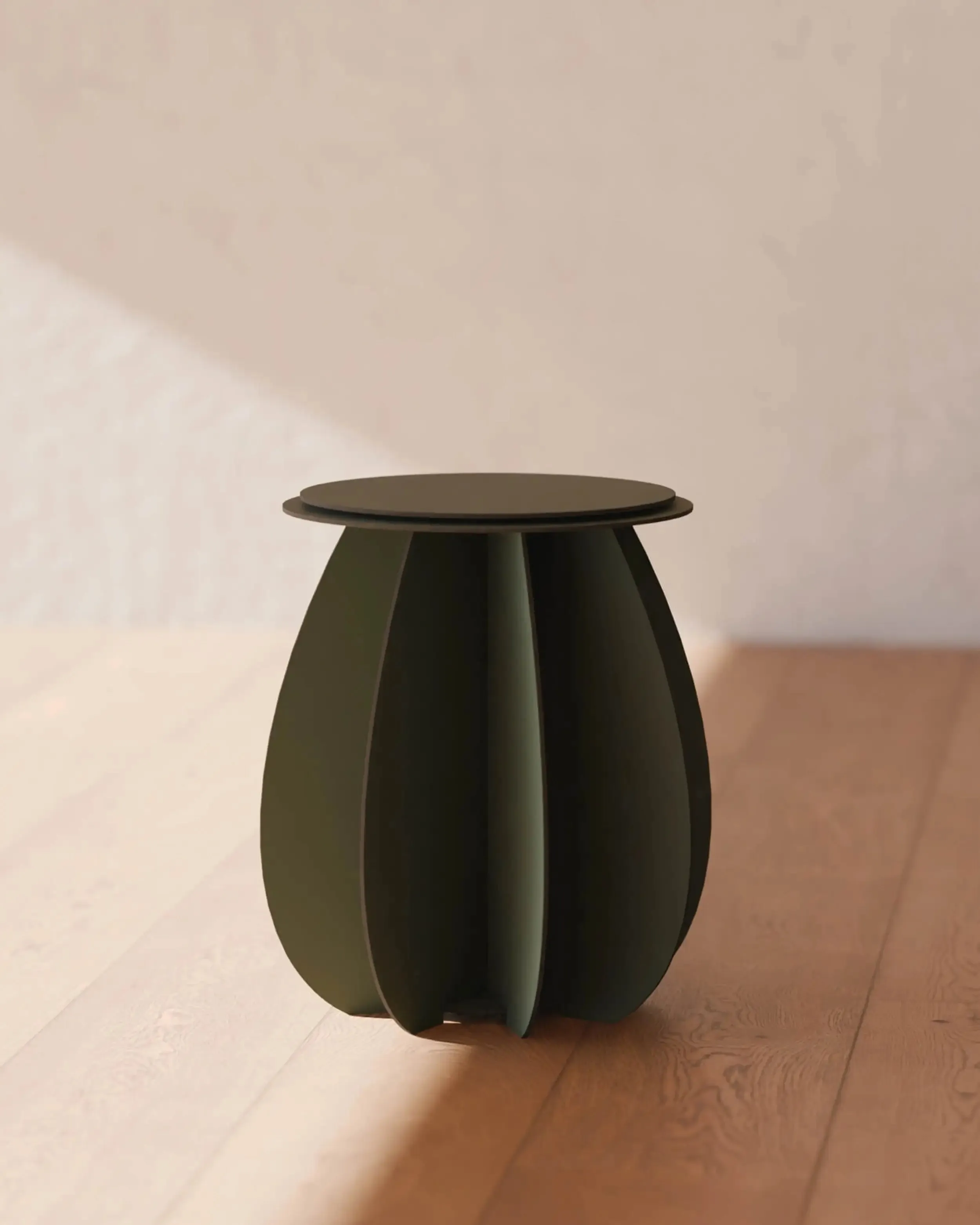 Ibride Gardenia Cholla stool