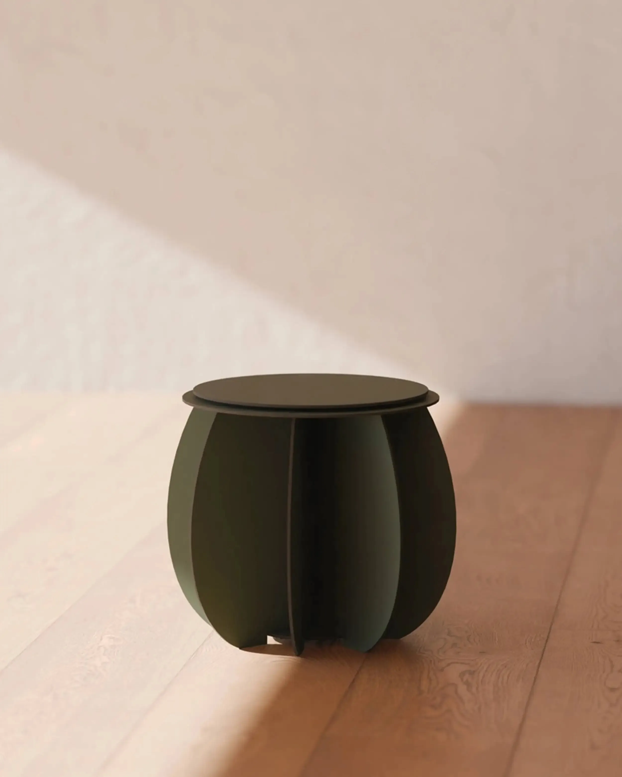 Ibride Gardenia Cholla stool