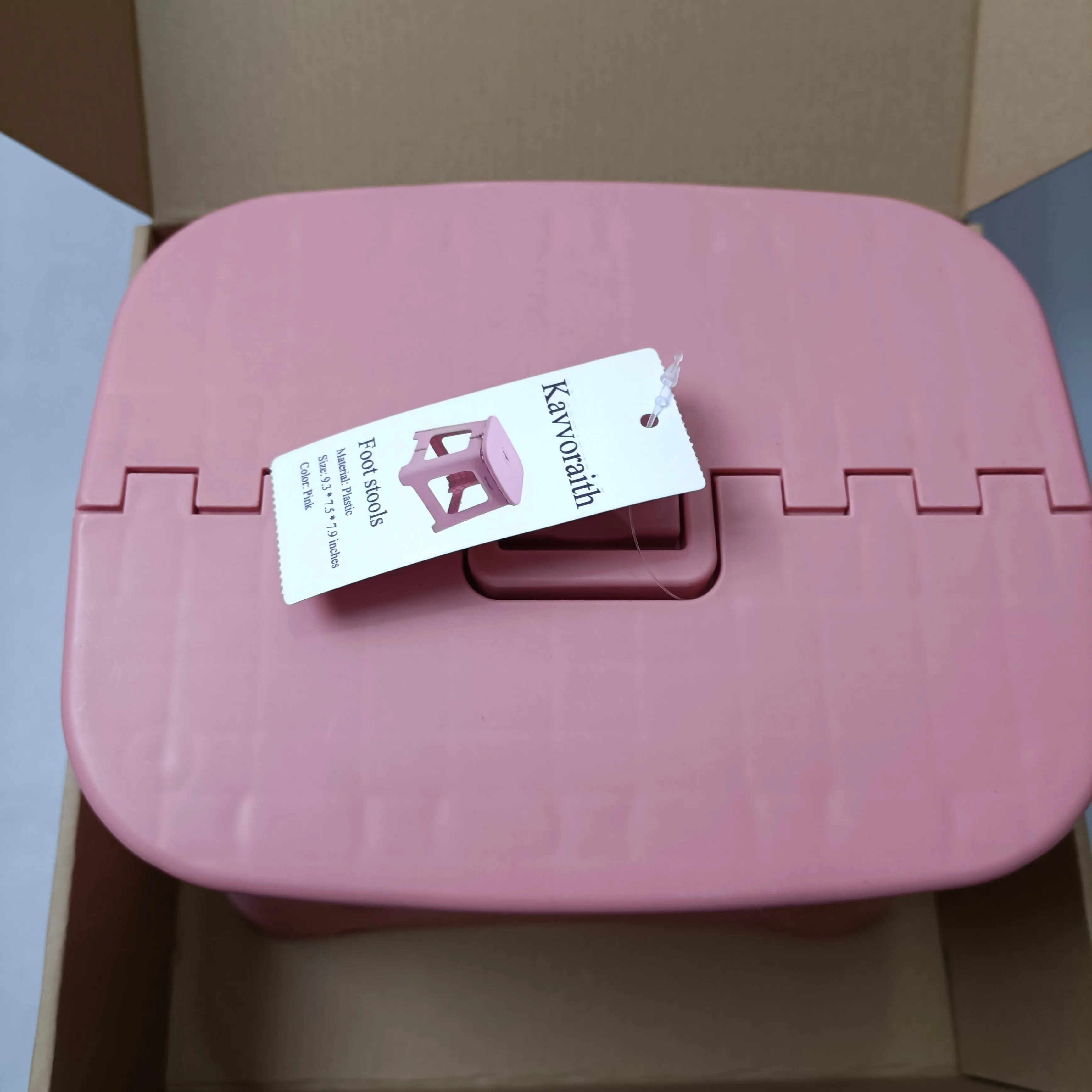 Kavvoraith Foot Stool, Foldable Plastic Material, Pink Color, 9.3*7.5*7.9 inches