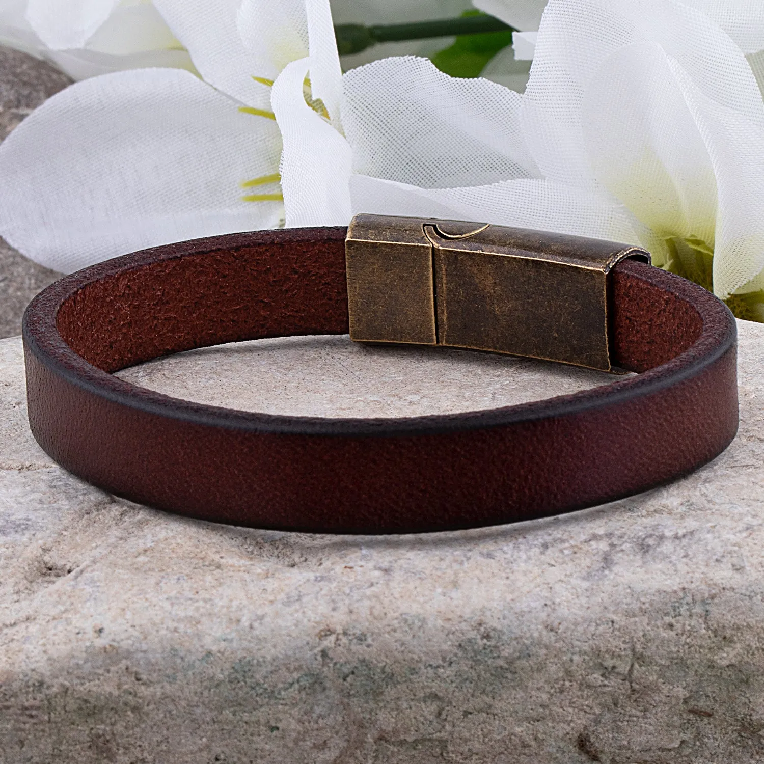 Men's Brownish Red Leather Bracelet with Brass Clasp - SSLB008