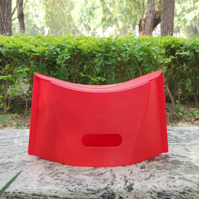 Modern Foldable Plastic Stool with Logo Embroidery