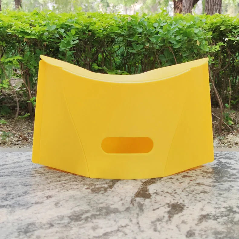 Modern Foldable Plastic Stool with Logo Embroidery