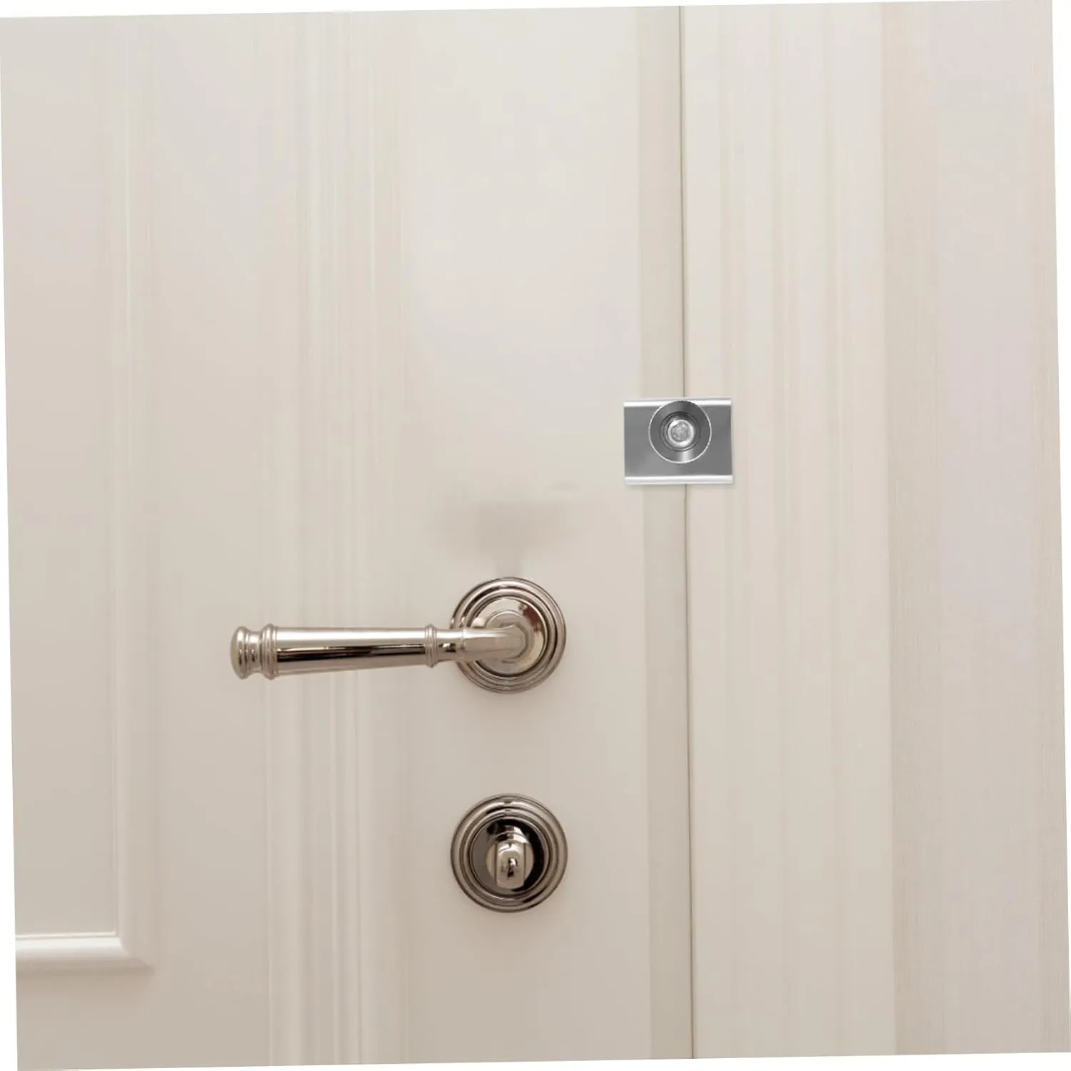 Portable Door Lock Travel Security Device for Hotels Easy Installation Compact Design for Travelers Families Ensures Safety Peace of Mind