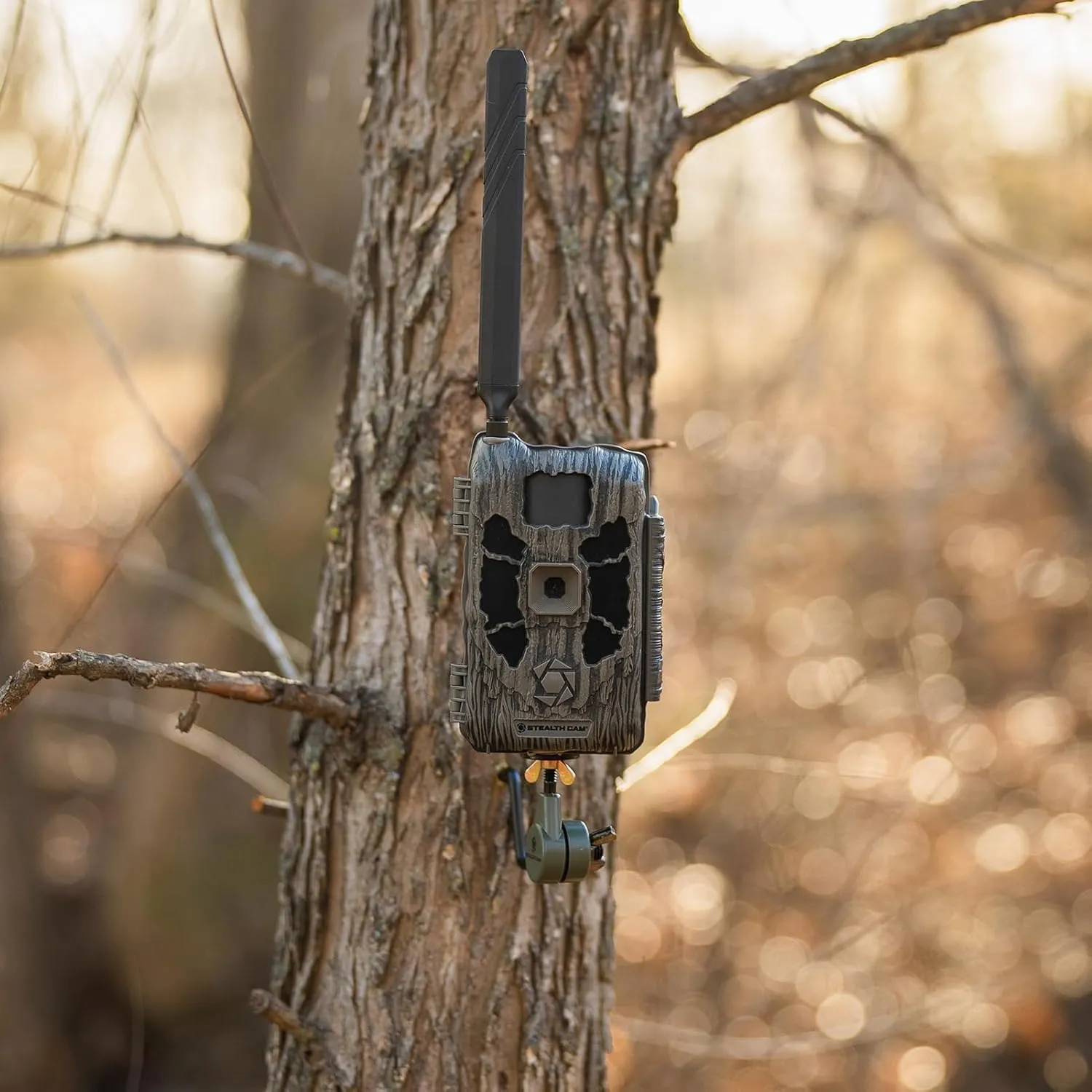 Stealth Cam Deceptor MAX Dual Sim 40MP Photo & 1440P QHD Video No-Glo LED Hunting Cellular Trail Camera and Sol-Pak Solar Battery Pack, Available on AT&T & Verizon