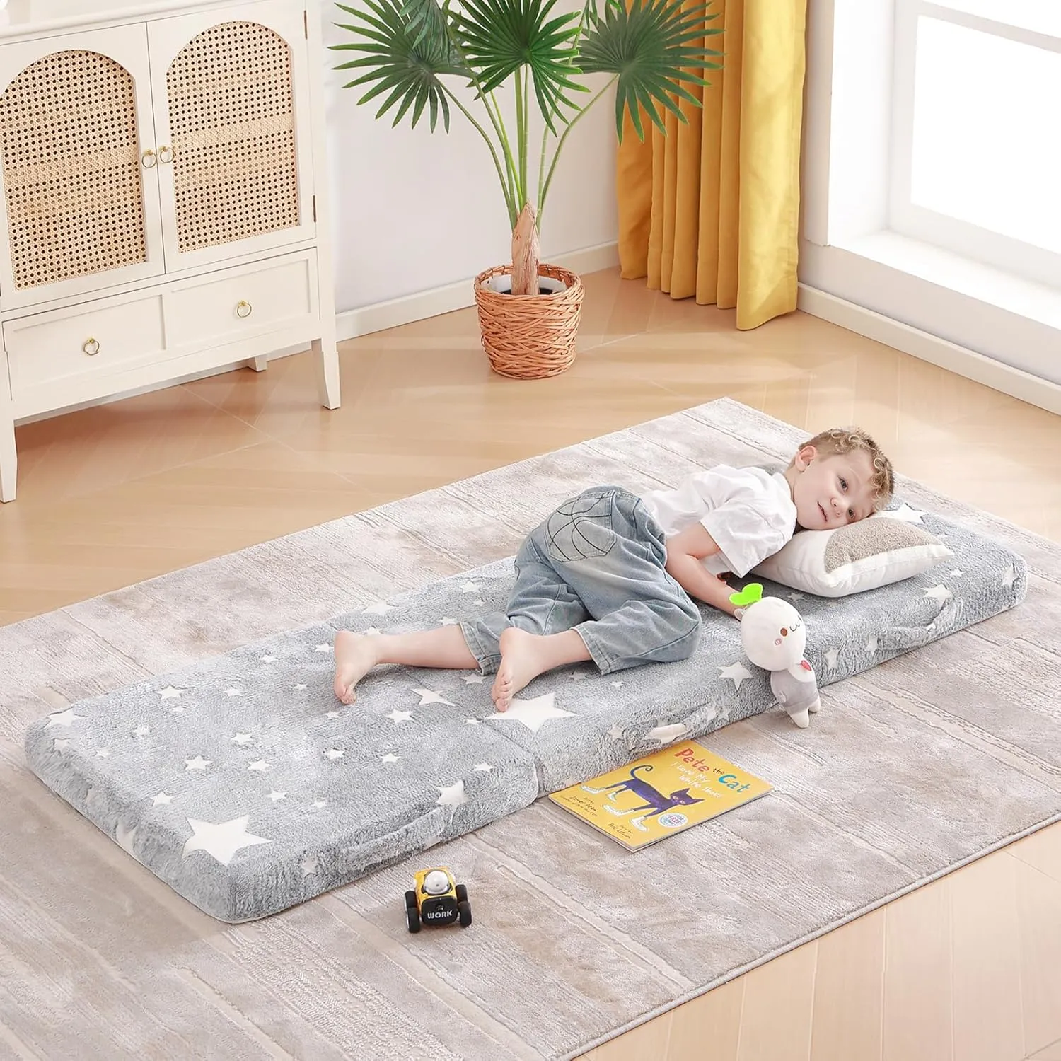 Tiita Trifold Floor Mattress for Kids, Glow in The Dark Baby Kids Futon with Removable Cover, High Density Foam Toddler Nap Mat, Medium,65x24inch,Star