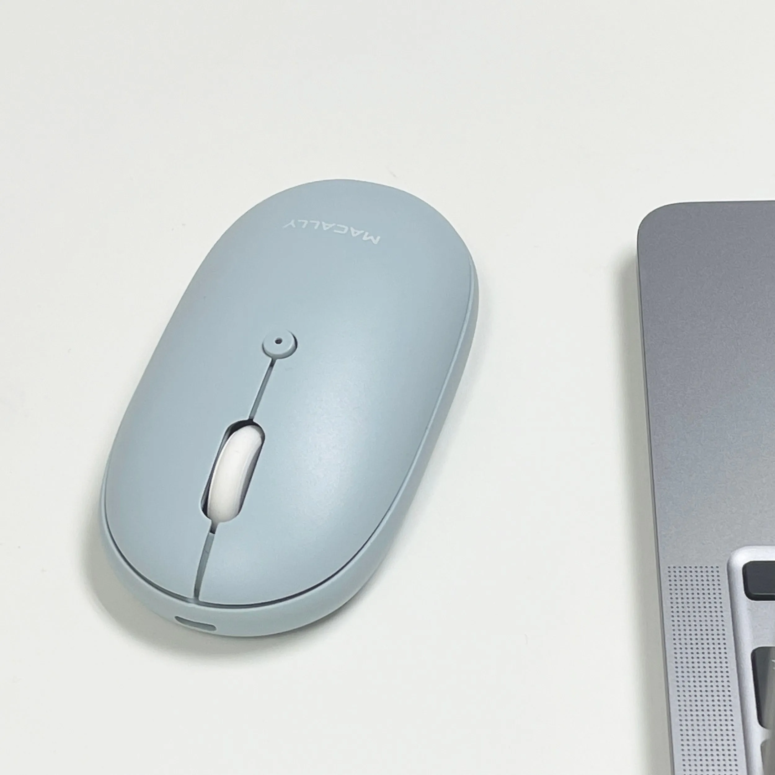 Wireless Mouse for Mac and PC (Blue)