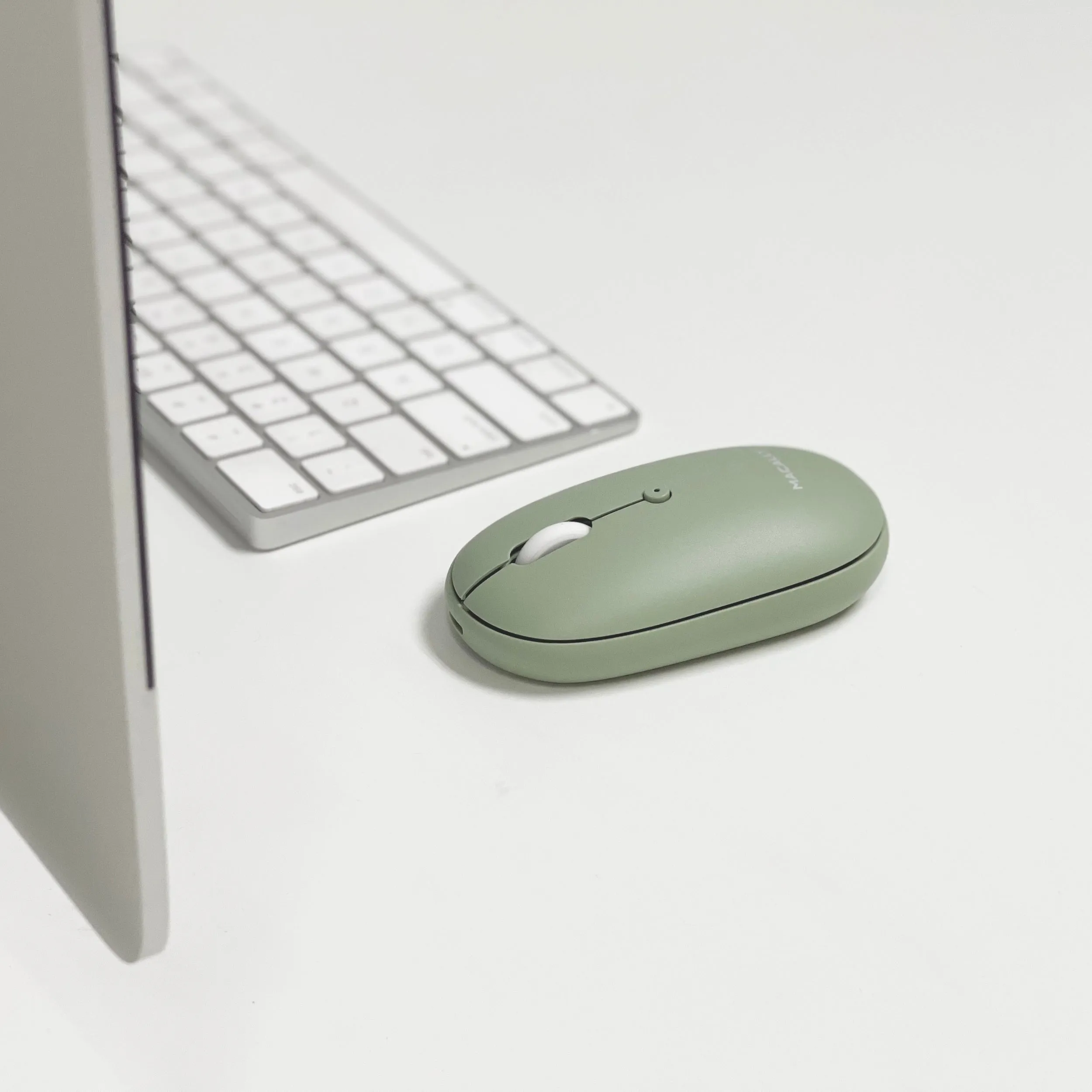 Wireless Mouse for Mac and PC (Green)